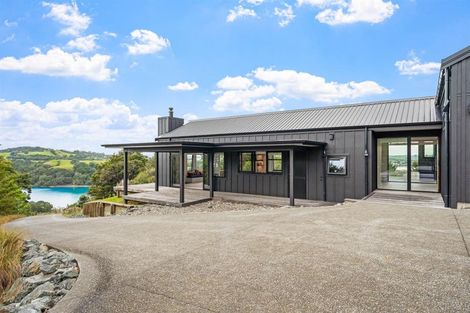 Photo of property in 414 Leigh Road, Whangateau, 0985