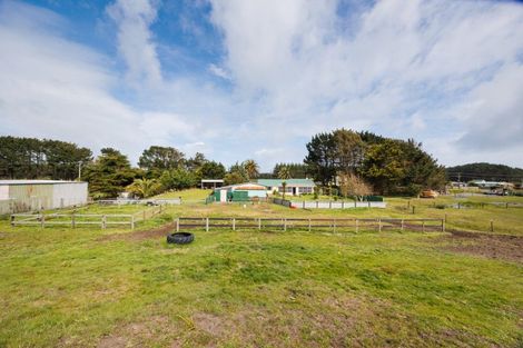 Photo of property in 2066 Tangimoana Road, Tangimoana, Palmerston North, 4473