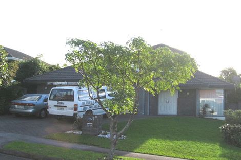 Photo of property in 2/1 Perendale Close, Somerville, Auckland, 2014