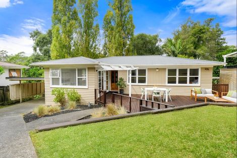 Photo of property in 7 Mcphail Street, Birkdale, Auckland, 0626