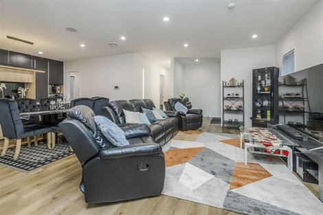 Photo of property in 22 Selwyn Downs Lane, Opaheke, Papakura, 2113