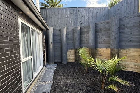 Photo of property in 17d Danbury Drive, Torbay, Auckland, 0630