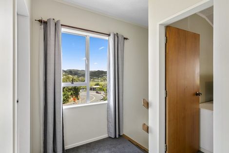 Photo of property in 2b Percy Dyett Drive, Karori, Wellington, 6012