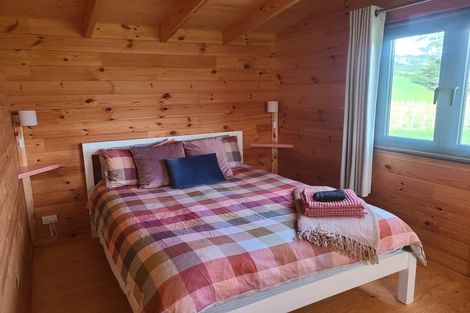 Photo of property in 15 Massey Road, Waipu, 0582