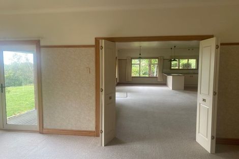 Photo of property in 82 Halcombe Road, Feilding, 4775