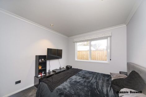 Photo of property in 17 Kowhai Street, Tokomaru, Palmerston North, 4474