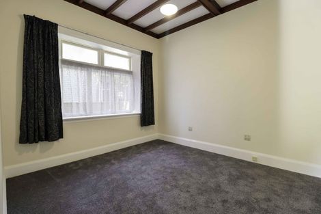 Photo of property in 24 Aroha Street, Takaro, Palmerston North, 4410