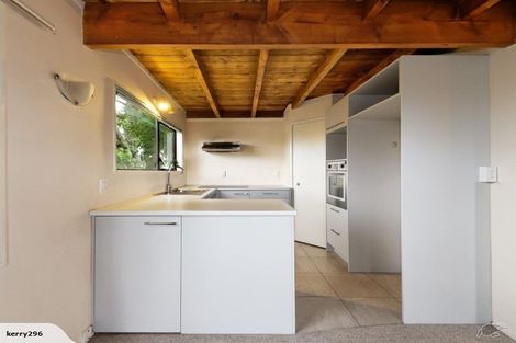 Photo of property in 1/32 Konini Road, Titirangi, Auckland, 0604