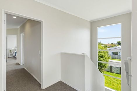Photo of property in 47a Mazengarb Road, Paraparaumu Beach, Paraparaumu, 5032