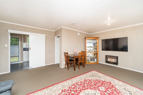 Photo of property in 1 John F Kennedy Drive, Milson, Palmerston North, 4414