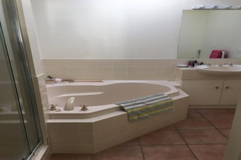 Photo of property in 2/326 Oriental Parade, Oriental Bay, Wellington, 6011