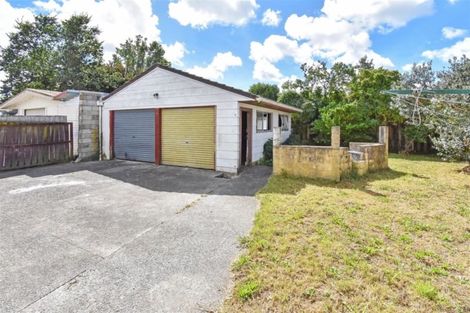 Photo of property in 122 Shifnal Drive, Randwick Park, Auckland, 2105