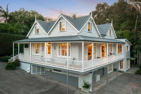 Photo of property in 1/12a Moore Street, Hillcrest, Auckland, 0627