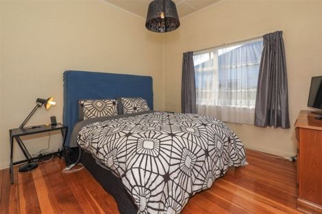 Photo of property in 137 Hakanoa Street, Huntly, 3700