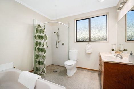 Photo of property in 66 Argyle Street, Mosgiel, 9024