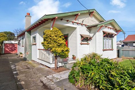 Photo of property in 24 Tay Street, Whanganui, 4500
