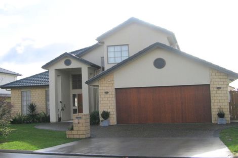 Photo of property in 6 Glanmire Place, Flat Bush, Auckland, 2016