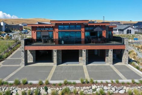 Photo of property in 16 Mistake Drive, Lake Tekapo, 7999