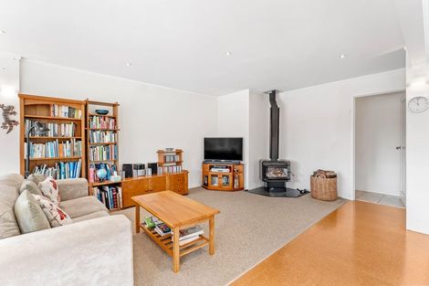 Photo of property in 1082 Sandspit Road, Sandspit, Warkworth, 0982