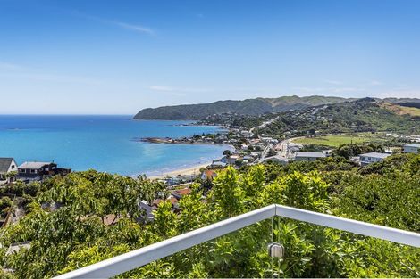 Photo of property in 9 Tregear Place, Camborne, Porirua, 5026