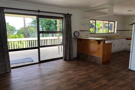 Photo of property in 18a Carnoustie Drive, Wattle Downs, Auckland, 2103