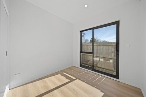 Photo of property in 10 Clendon Place, Manurewa, Auckland, 2102