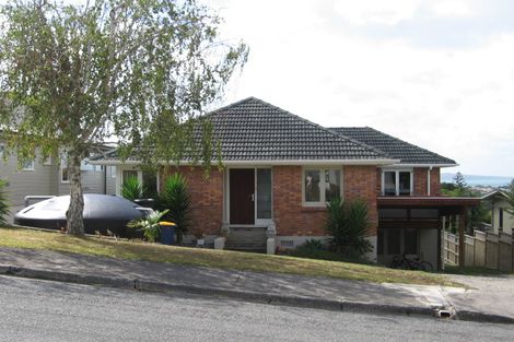 Photo of property in 86 Parr Terrace, Castor Bay, Auckland, 0620