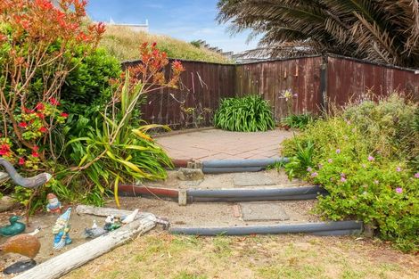 Photo of property in 8b Andresen Street, Foxton Beach, Foxton, 4815