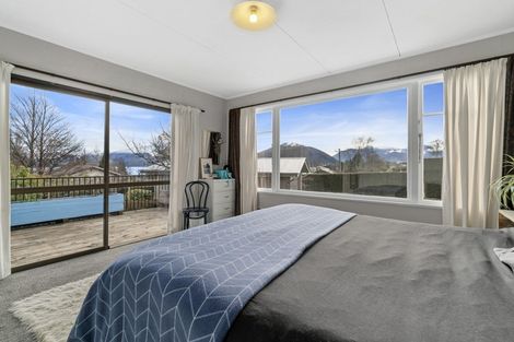 Photo of property in 116 Beacon Point Road, Wanaka, 9305
