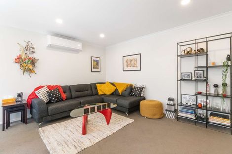 Photo of property in 14 Toi Place, Papamoa, 3118