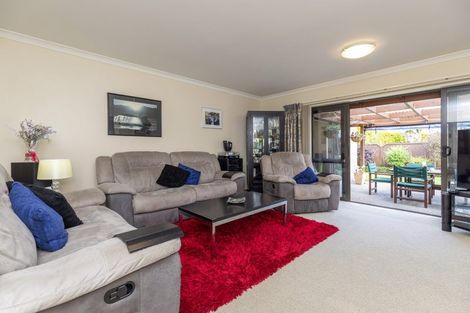 Photo of property in 196 Milne Drive, Paraparaumu, 5032