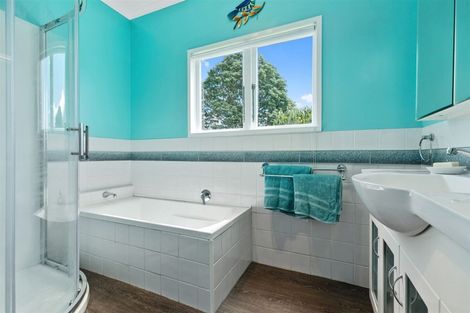 Photo of property in 10 Kenana Road, Te Puke, 3186