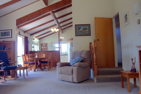 Photo of property in 215 Oxford Street, Ashhurst, 4810