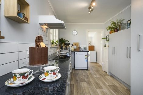 Photo of property in 29 Russell Street, Marton, 4710