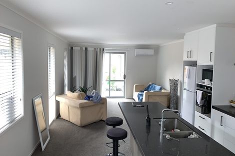 Photo of property in 108 Whakaturou Crescent, Pyes Pa, Tauranga, 3112