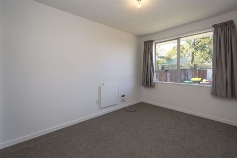 Photo of property in 2/5 Chilton Drive, Mairehau, Christchurch, 8052
