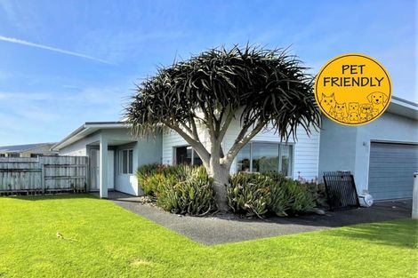 Photo of property in 48 Penrod Drive, Bell Block, New Plymouth, 4312