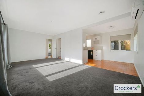 Photo of property in 21 Amberley Avenue, Te Atatu South, Auckland, 0610