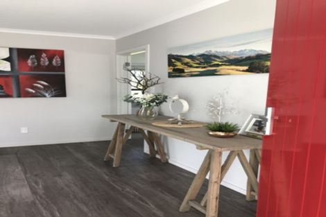 Photo of property in 14 Douglas Street, Winton, 9720