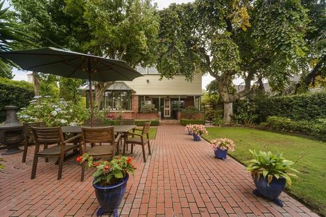 Photo of property in 7 Alan Street, Palmerston North, 4414