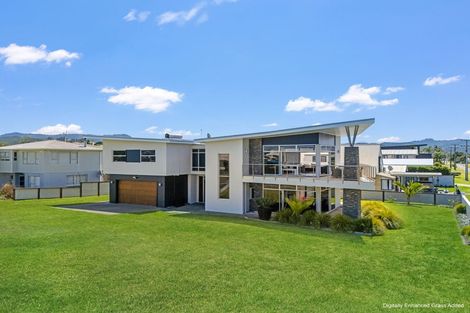 Photo of property in 401 Harbour View Road, Whangamata, 3620