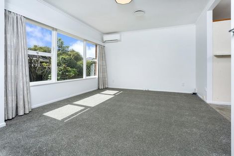 Photo of property in 1/18 Evelyn Place, Hillcrest, Auckland, 0627