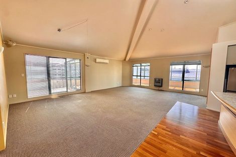 Photo of property in Tennyson Apartments, 3/25 Tennyson Street, Te Aro, Wellington, 6011
