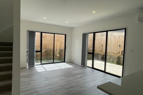 Photo of property in 36a Vodanovich Road, Te Atatu South, Auckland, 0610