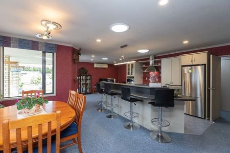 Photo of property in 5 Azure Place, Huntington, Hamilton, 3210