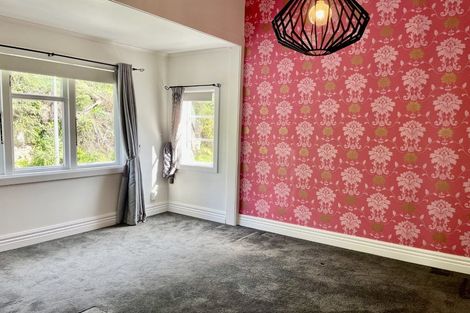 Photo of property in 131 Shakespeare Road, Bluff Hill, Napier, 4110