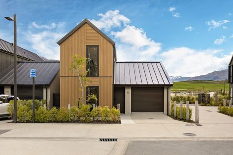 Photo of property in 13 Mcgibbon Lane, Jacks Point, 9371