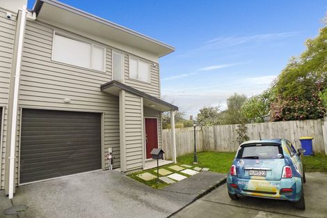 Photo of property in 9/45a Swanson Road, Henderson, Auckland, 0610