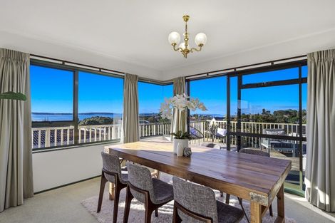 Photo of property in 2/983 Beach Road, Torbay, Auckland, 0630