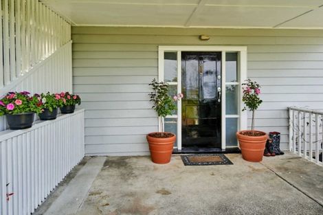 Photo of property in 3 Mackenzie Road, Eastbourne, Lower Hutt, 5013